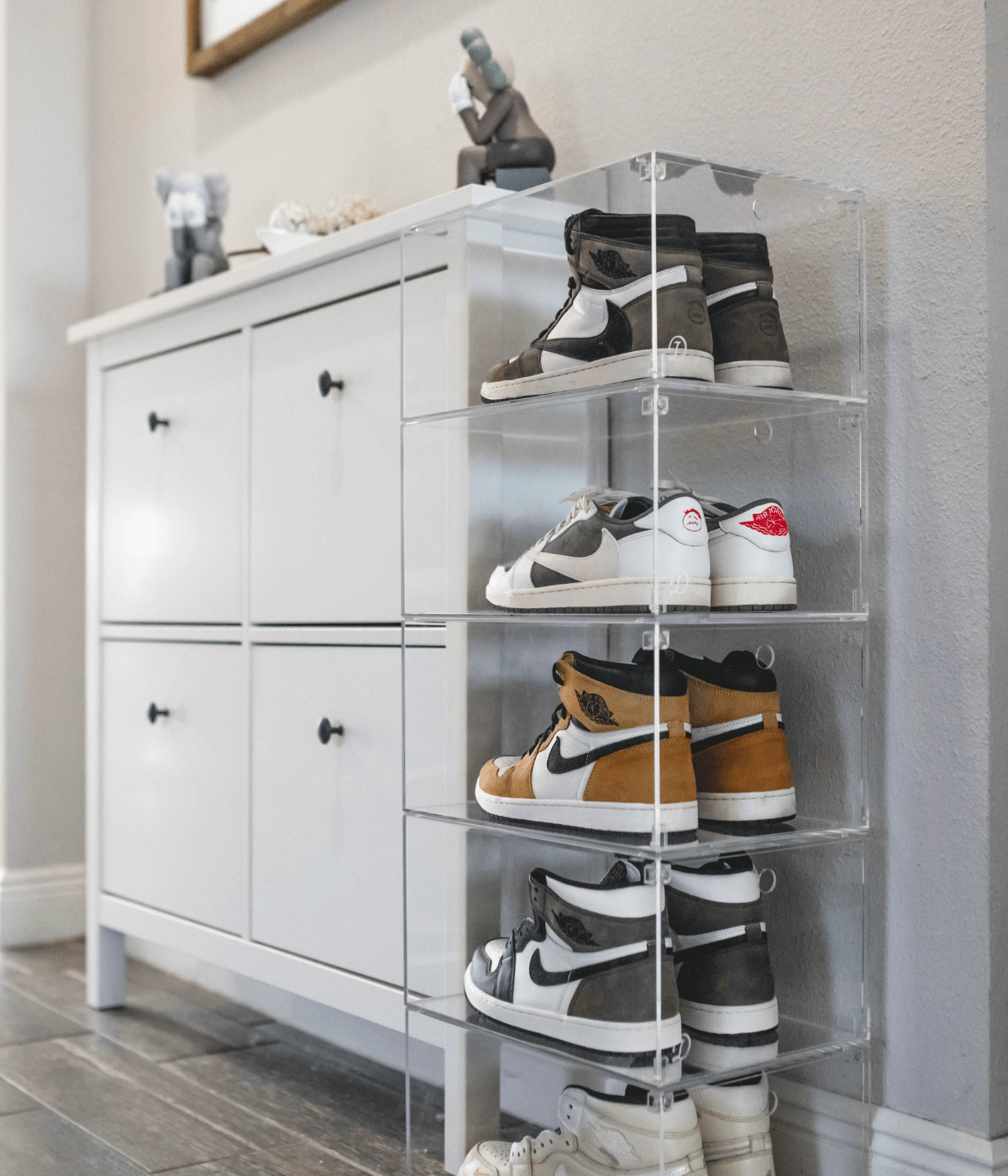 LOOKSEE DESIGNS - PREMIUM ACRYLIC DISPLAYS FOR THE MODERN COLLECTOR - BOX SHOES - CLEAR SHOE BOXES - SHOE CONTAINERS - SHOE CASE - SNEAKER WALL - SNEAKER BOX